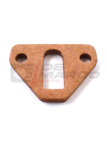 Symmetrical base for fuel pump suitable for vintage vehicles